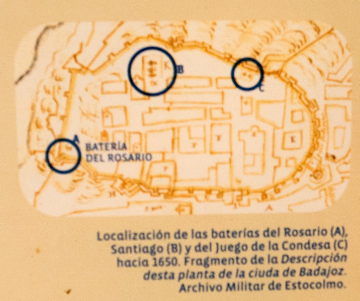 Grundriss der Alcazaba um 1650 mit eingezeichneten Batterien.